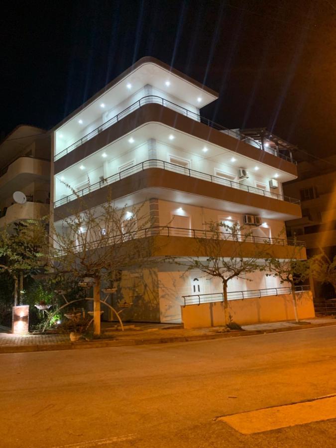 Bardhi Apts Sarandë エクステリア 写真