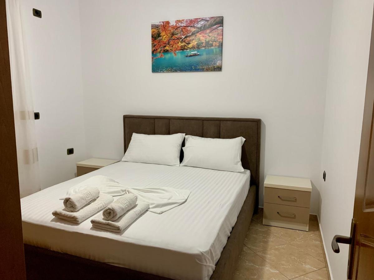 Bardhi Apts Sarandë エクステリア 写真