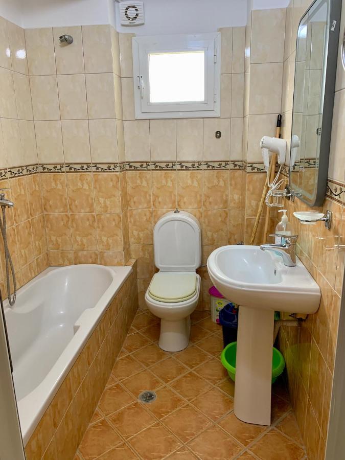 Bardhi Apts Sarandë エクステリア 写真