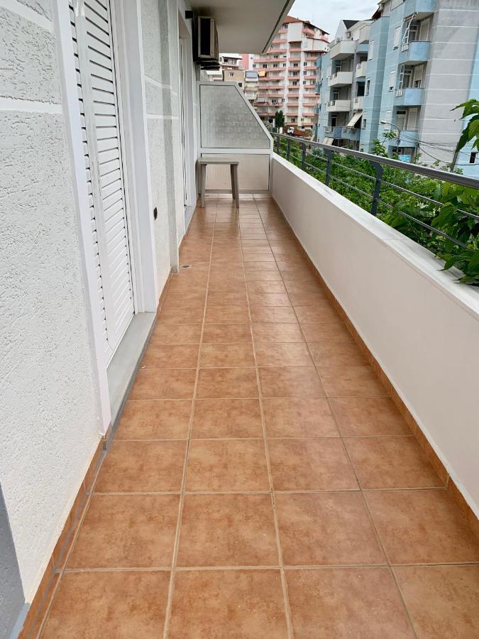 Bardhi Apts Sarandë エクステリア 写真