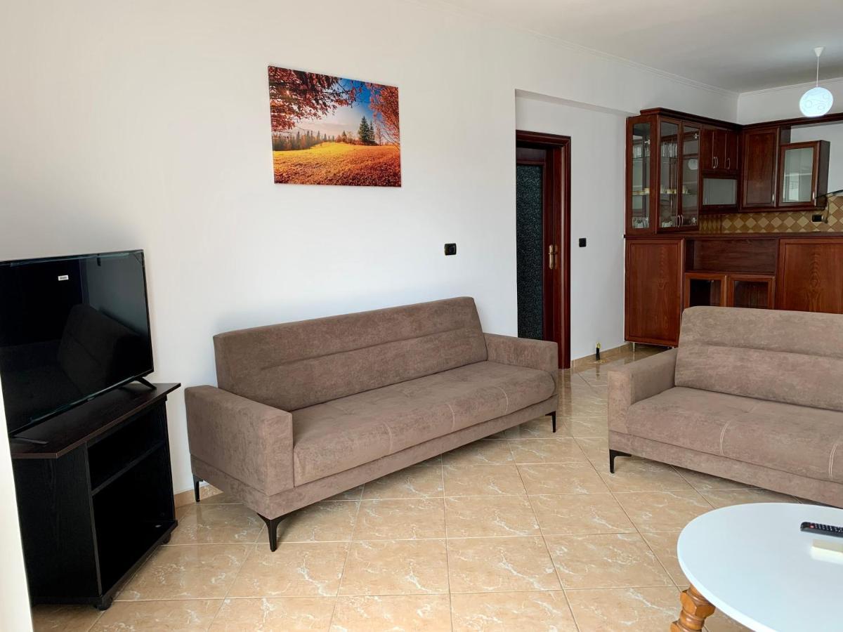 Bardhi Apts Sarandë エクステリア 写真