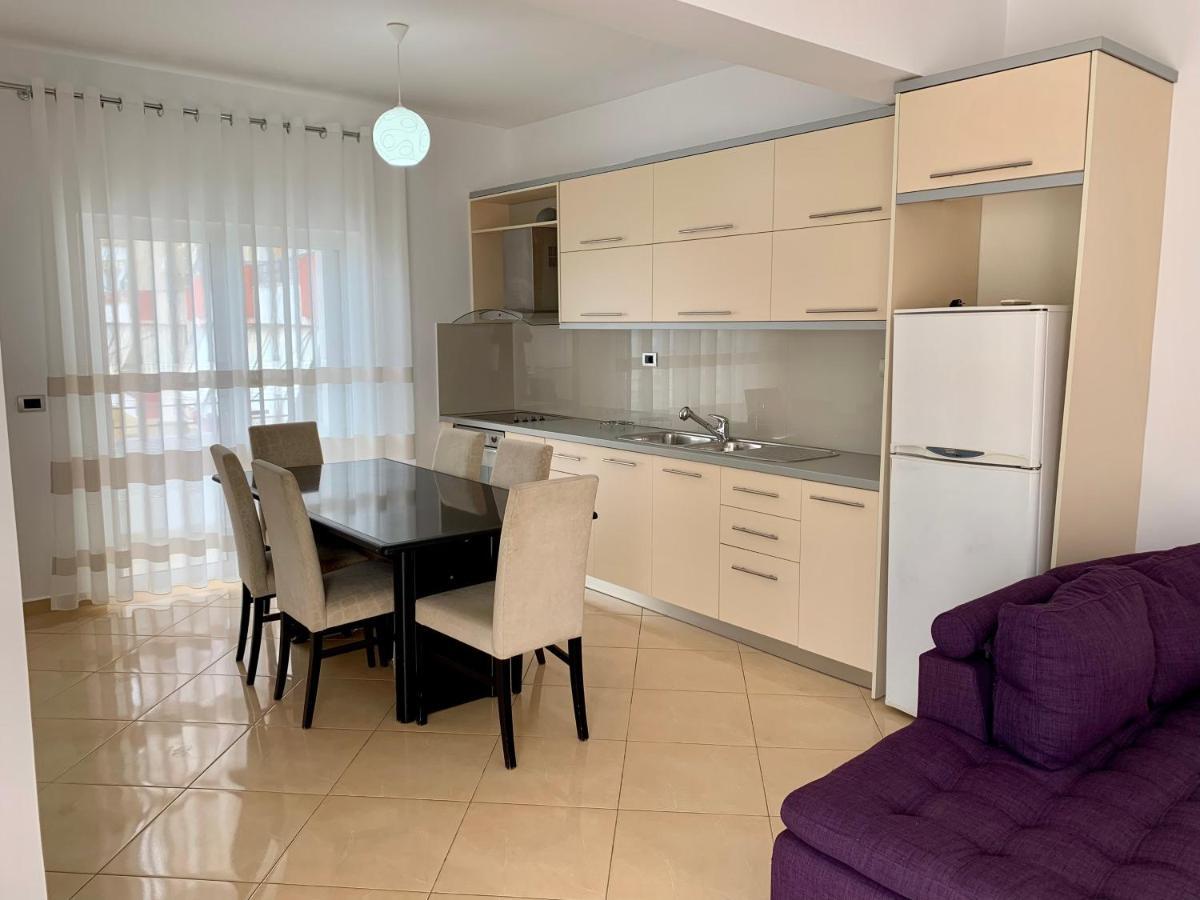 Bardhi Apts Sarandë エクステリア 写真