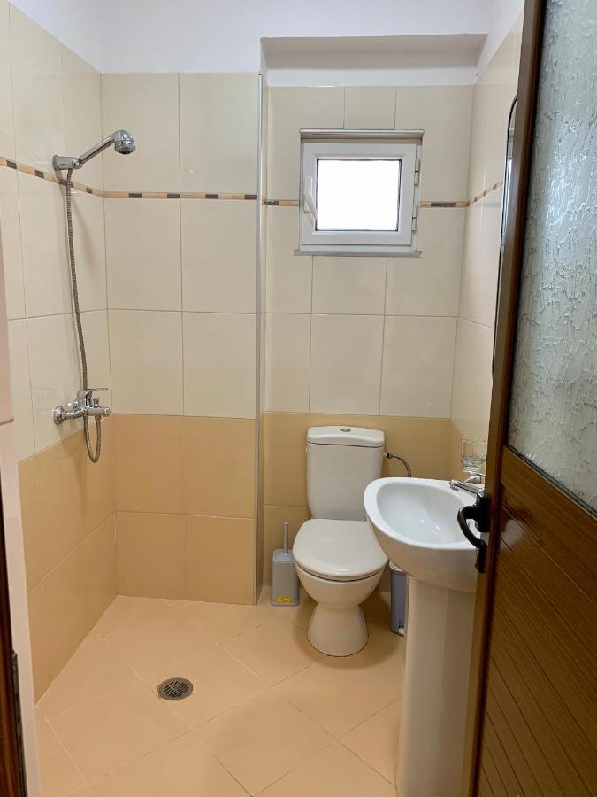 Bardhi Apts Sarandë エクステリア 写真